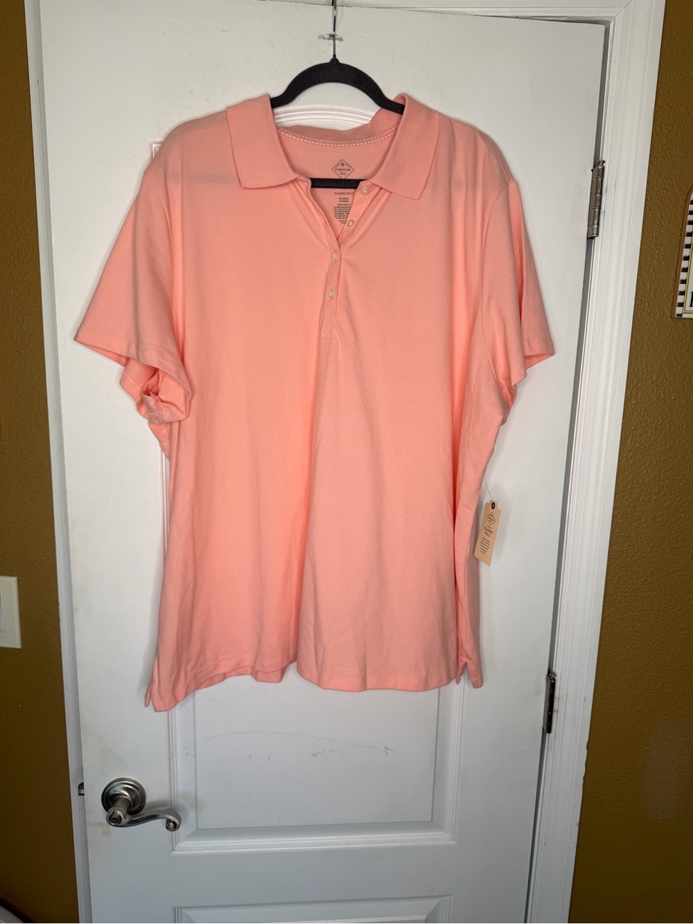 NWT St. John's Bay Short-Sleeve Classic Polo in Arctic Peach. Size 4X